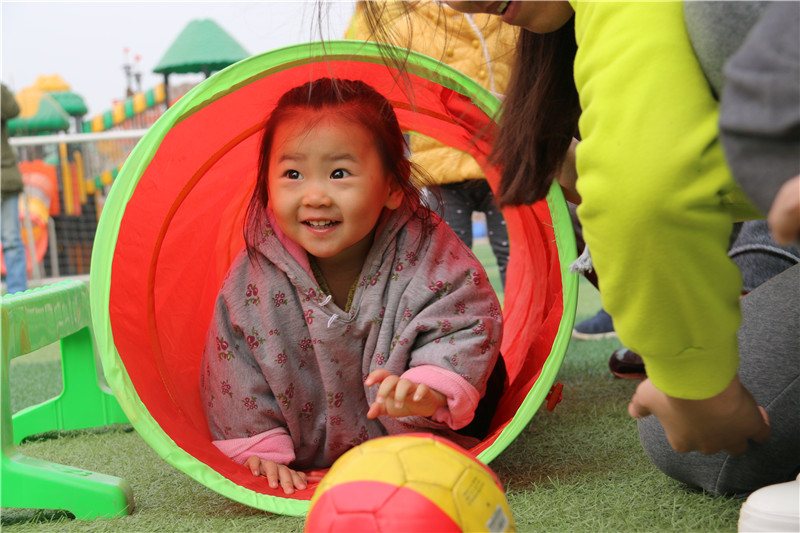 BBunion国际早教邯郸中心活动花絮:春季亲子运动会 BBunion国际早教邯郸中心活动花絮:春季亲子运动会